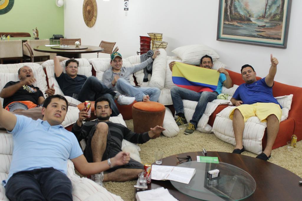 Hostel Pampulha ベロ・オリゾンテ エクステリア 写真
